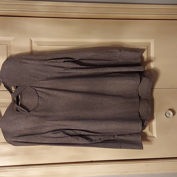 Grey tunic, GapFit, Maternity, Xl - Picture 2 of 6